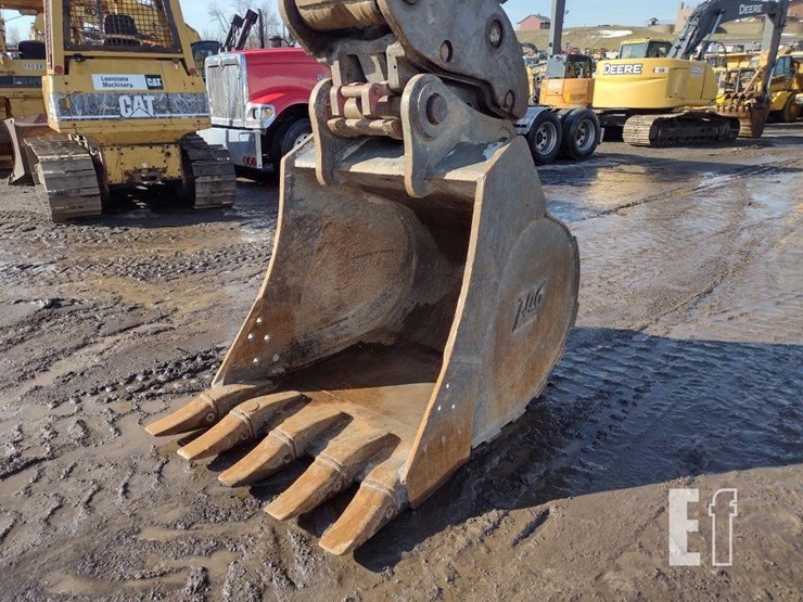 2020-deere-350g-lc-image-18