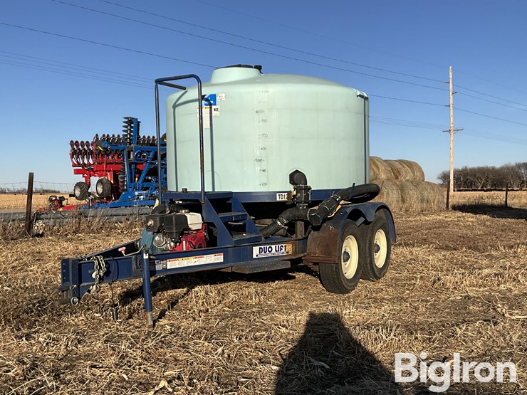 duo-lift-1300-gallon-t/a-nurse-tank-trailer-image-1