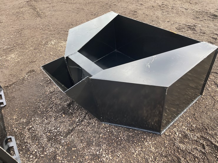 #2054-•-concrete-placement-bucket-image-1