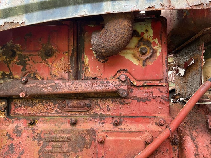 minneapolis-moline-parts-tractor-image-9