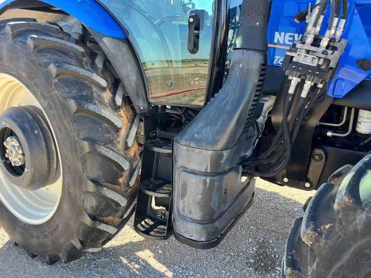 2014-new-holland-t6.175-image-12