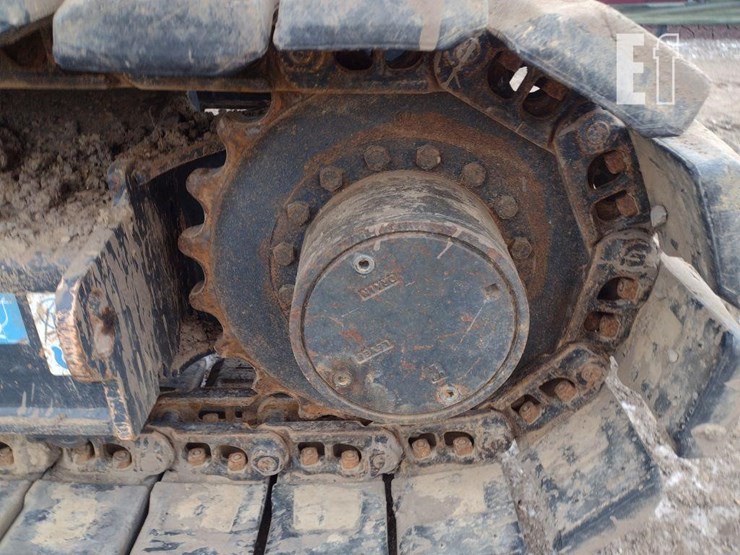 2021-deere-85g-image-27