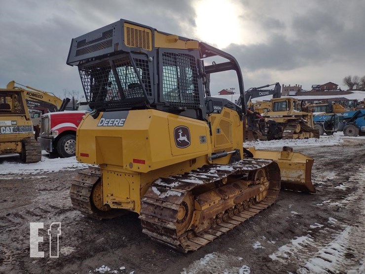 2022-deere-650k-lgp-image-46