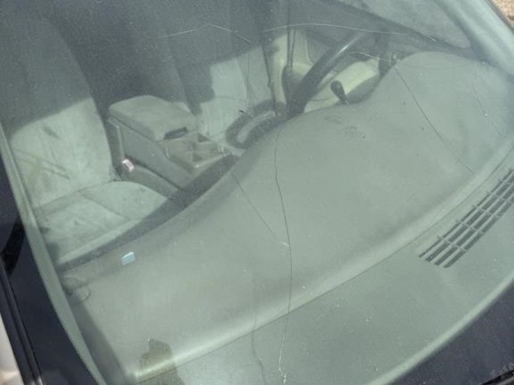 #74-•-2004-chevrolet-impala-image-7