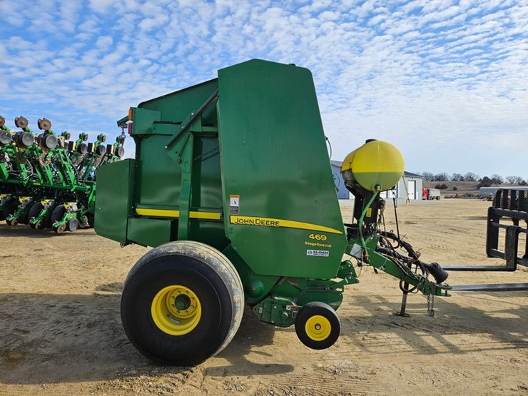 john-deere-469-image-6