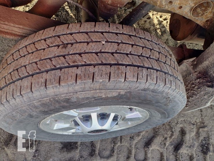 16-gmc-2500-image-21