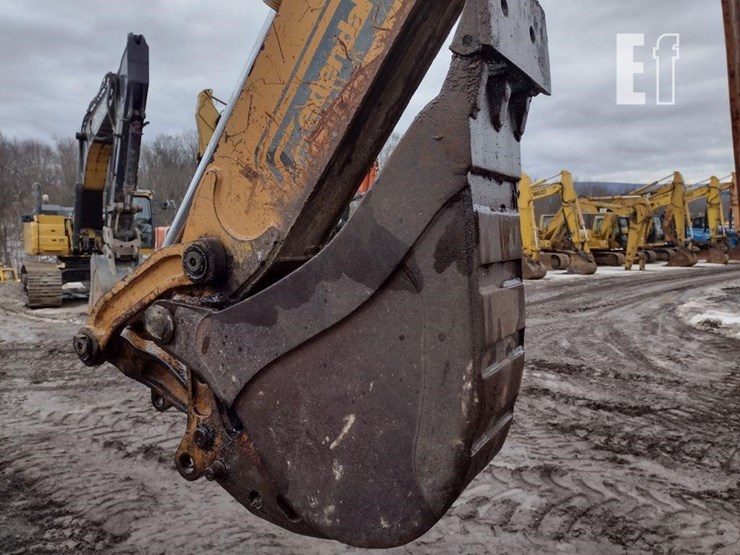 2002-case-580sl-image-33