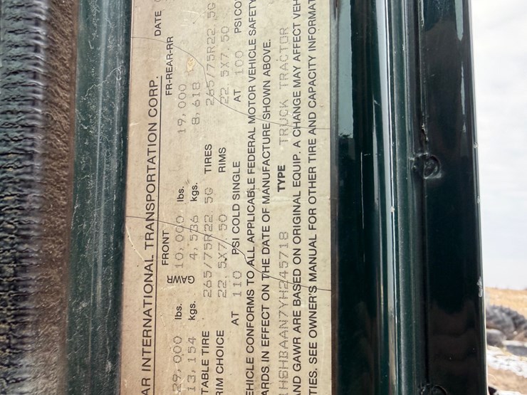 1999-international-8100-image-17