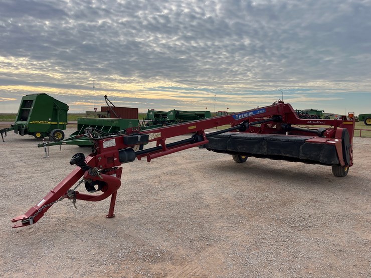 2014-new-holland-313-image-1