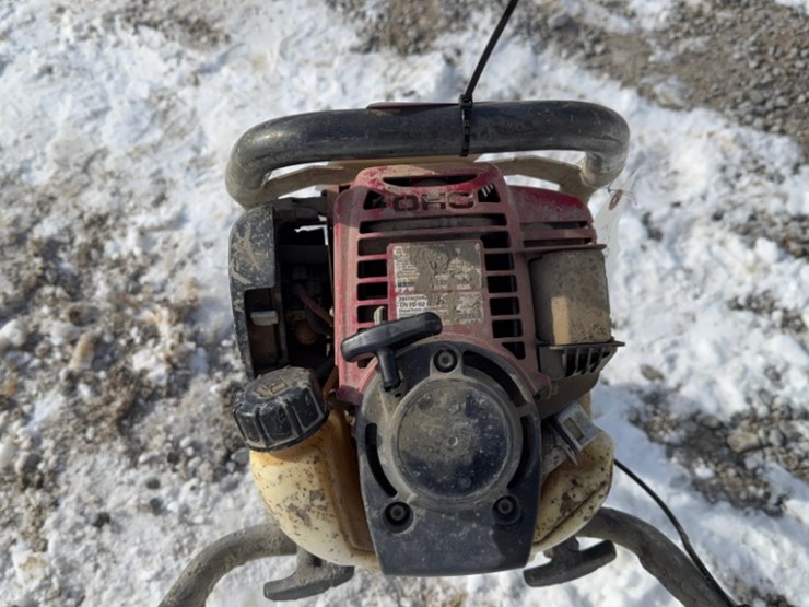 whiteman-viber-strike-screed-head-image-4