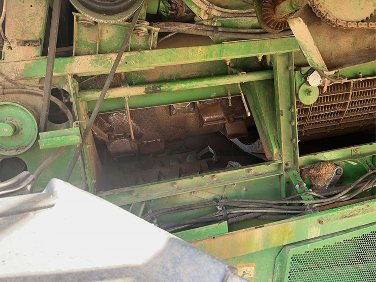 john-deere-9750-image-2