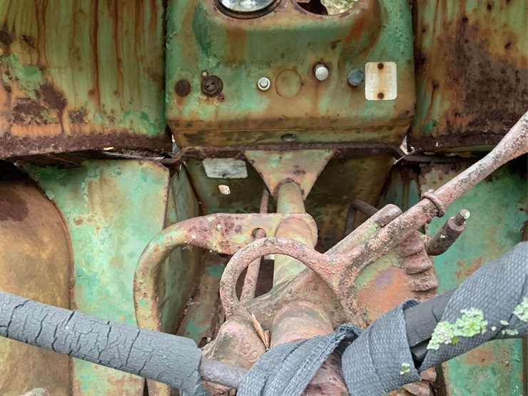 oliver-orchard-project-tractor-image-5