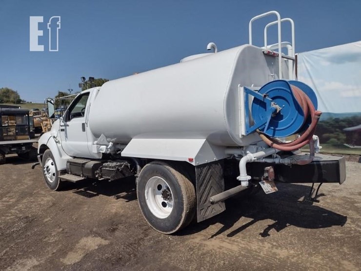 2008-ford-f750-xl-image-37