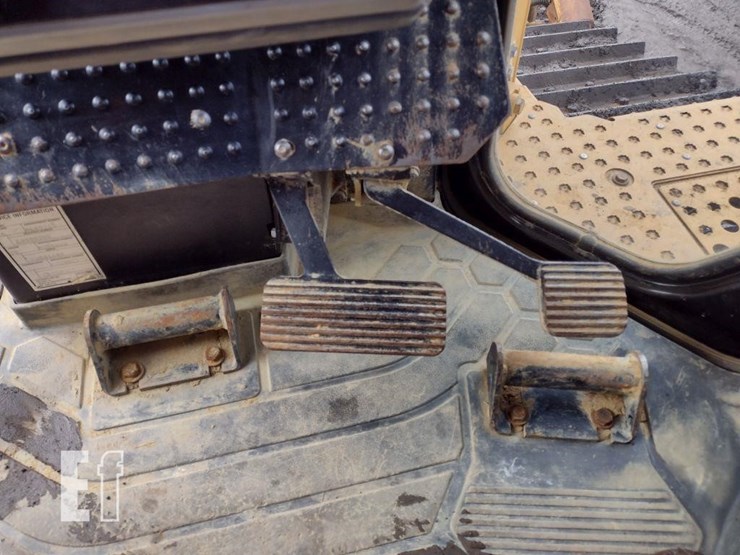 caterpillar-d6-image-8