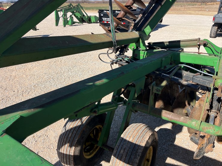 1989-john-deere-630-image-13