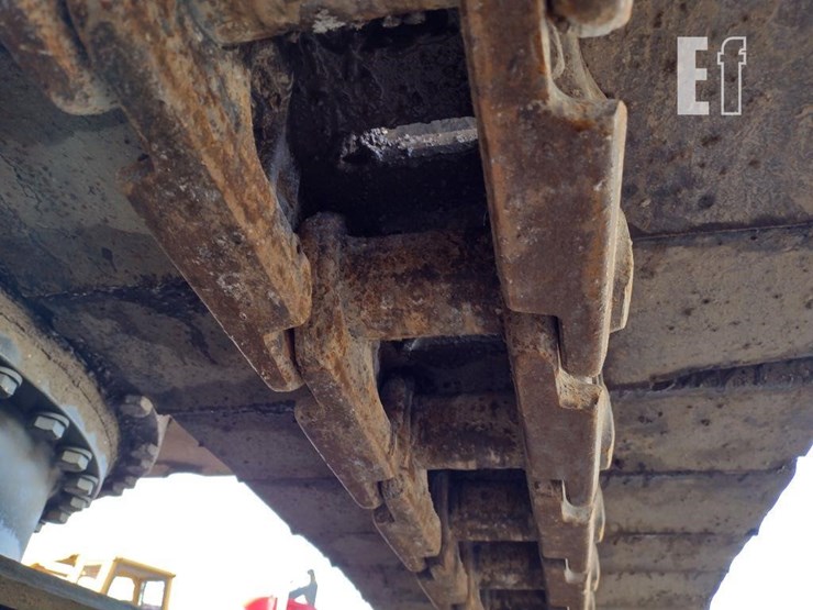 2020-deere-350g-lc-image-29