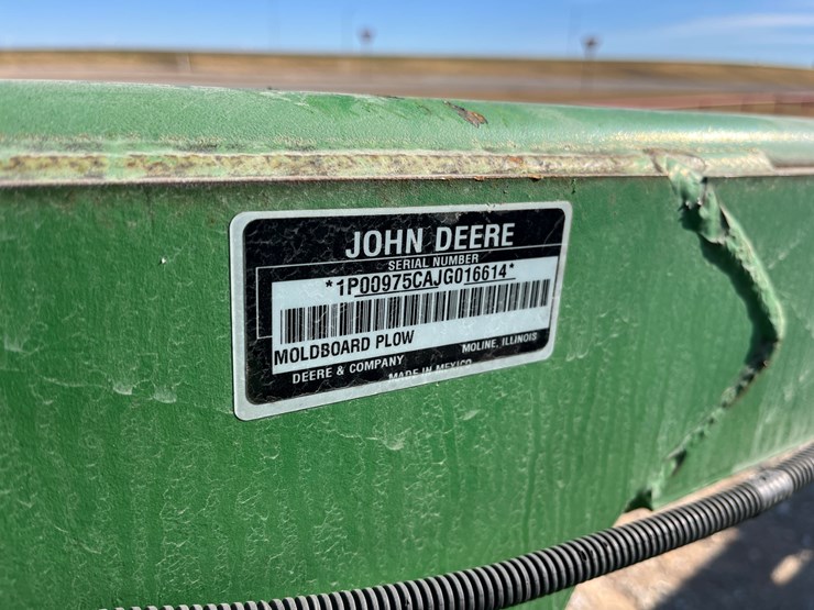 2018-john-deere-975-image-11