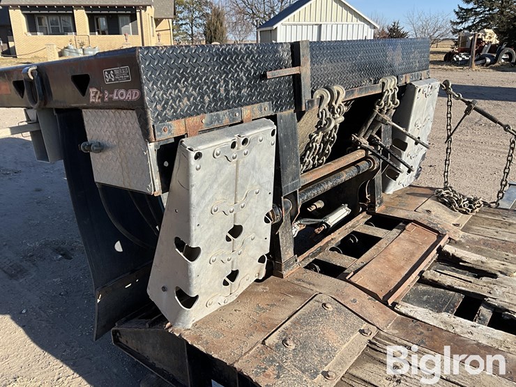 2017-bws-ez-2-load-48’-tri/a-detachable-lowboy-image-11