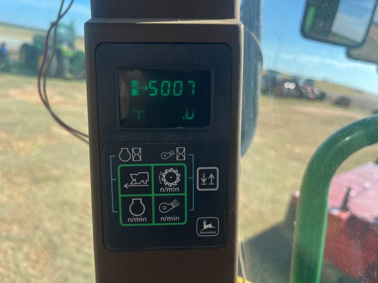 2004-john-deere-7460-image-37