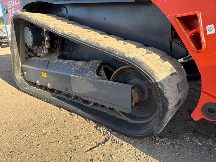 kubota-svl75-2-image-10