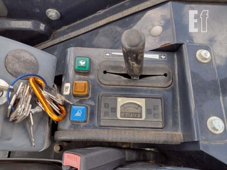 2022-deere-26g-image-9