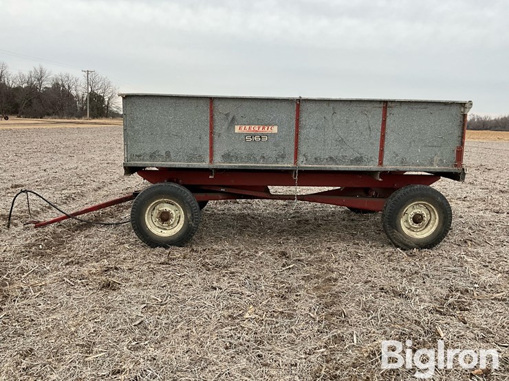 electric-5163-12’-harvest-wagon-w/hoist-image-8