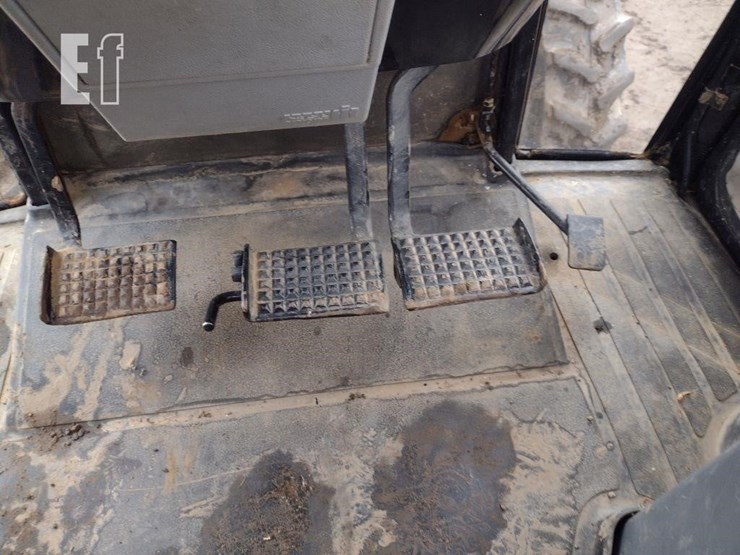 1996-case-ih-3230-image-7