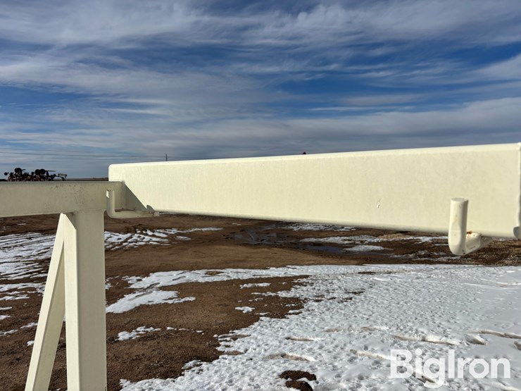 friesen-seed-tote-bag-lift-image-10