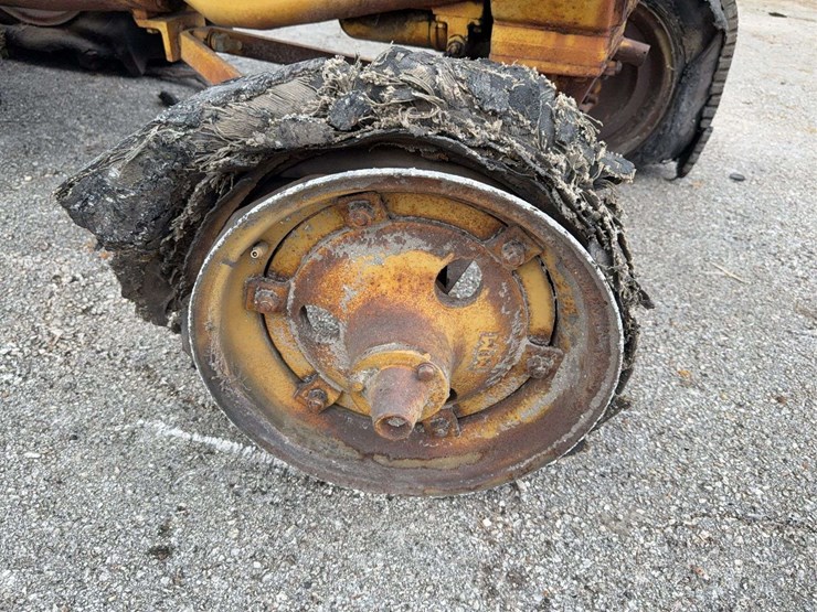 minneapolis-moline-lp/gas-image-25