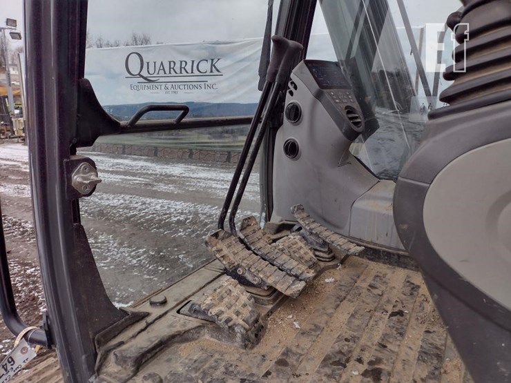 2022-case-cx250d-image-15