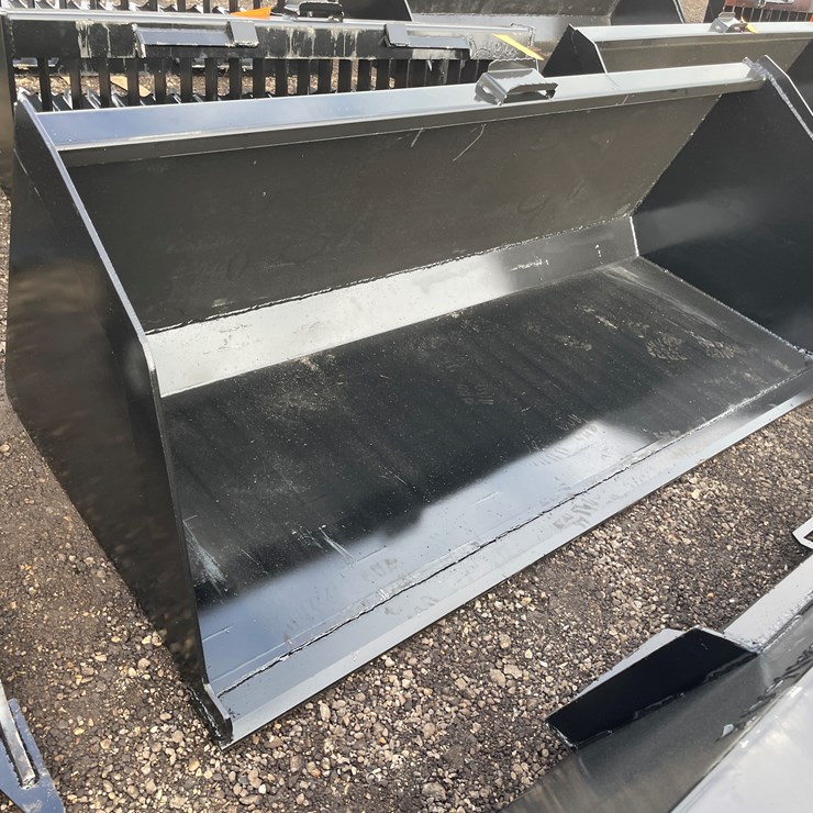 #2060 • 84" Skid Steer Snow Bucket