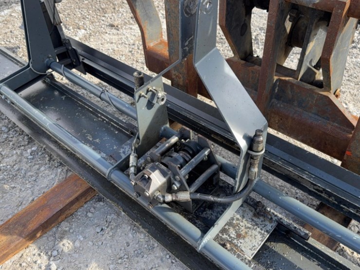 copper-head-xd2.0-10'-laser-screed-s.n#-205970406,-walk-behind-image-14