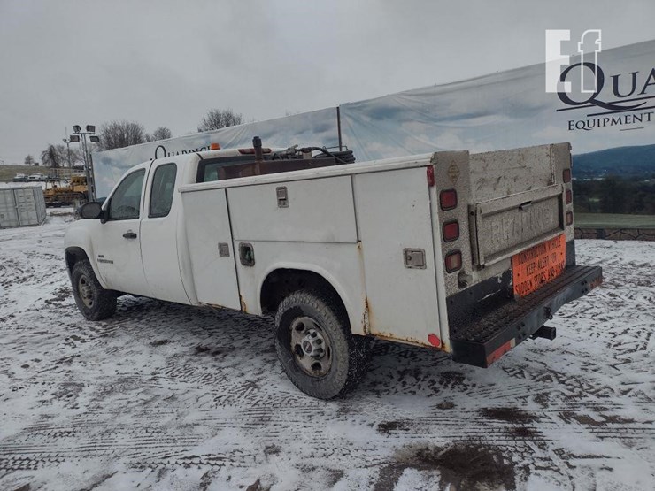 2008-gmc-3500-image-32