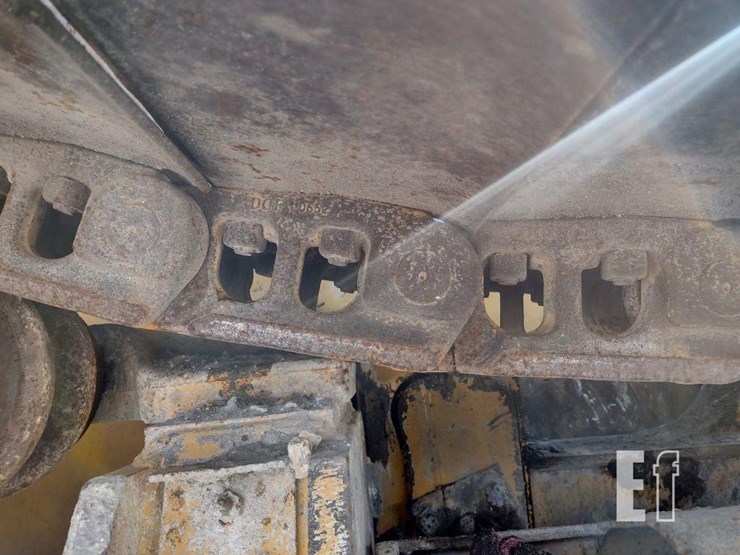 2007-deere-700j-lgp-image-39