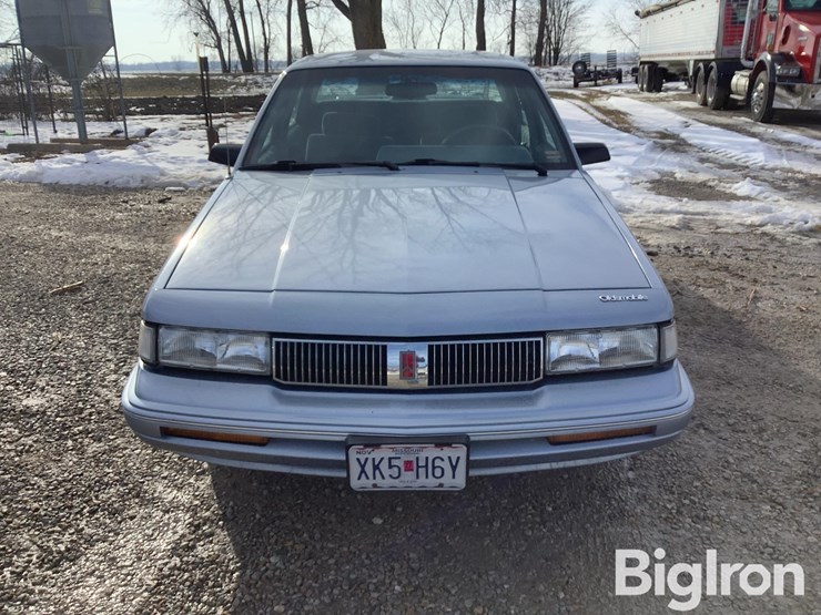 1995-oldsmobile-cutlass-ciera-sl-4-door-sedan-image-2