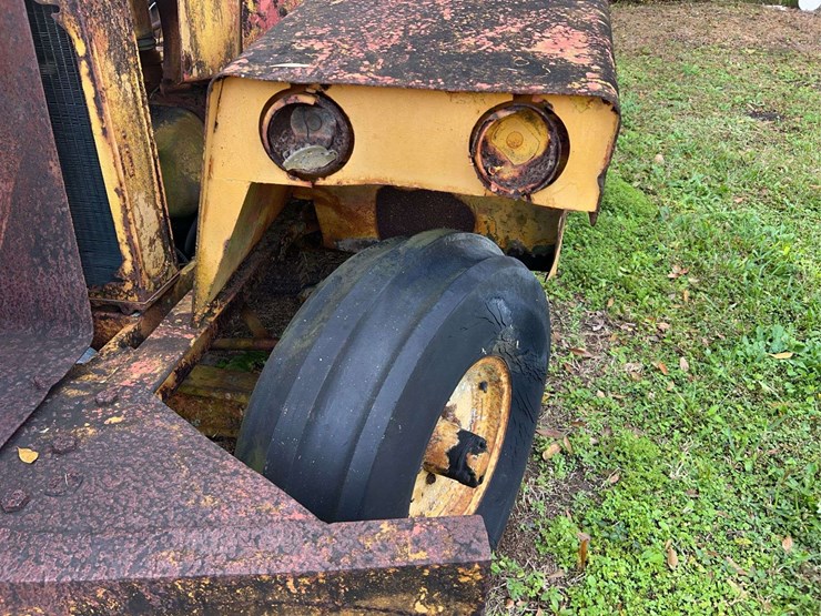 john-deere-840-image-9