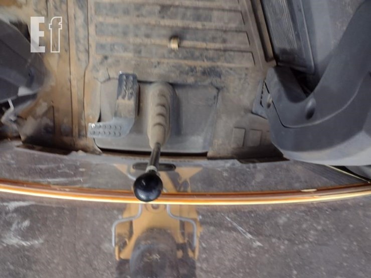 2019-deere-310sl-image-13