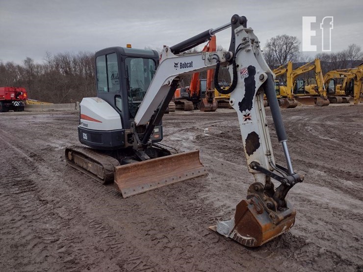 2014-bobcat-e35-image-48