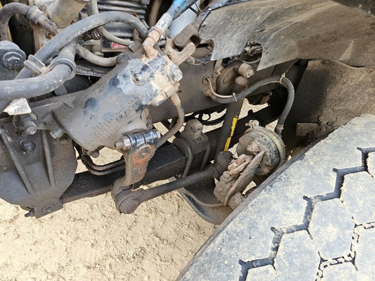 2000-caterpillar-c13-image-14