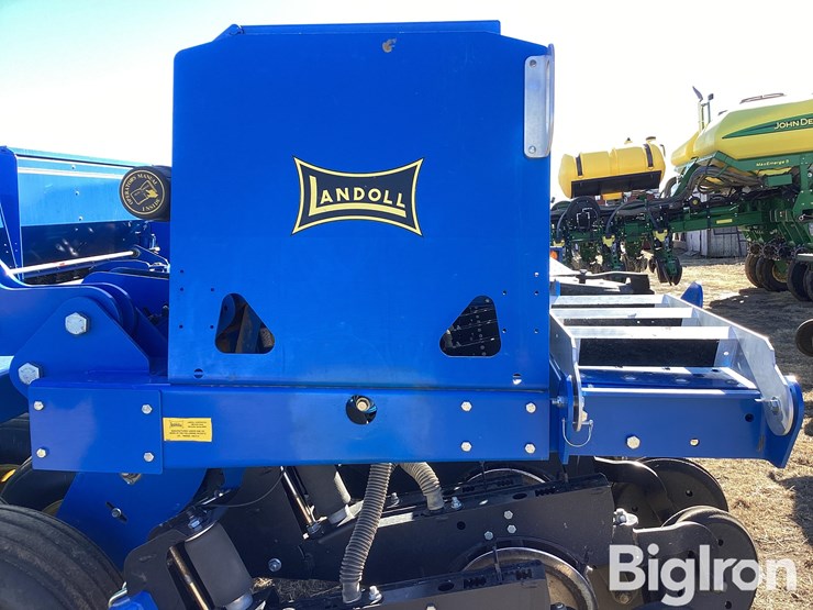 2012-landoll-5530-image-19