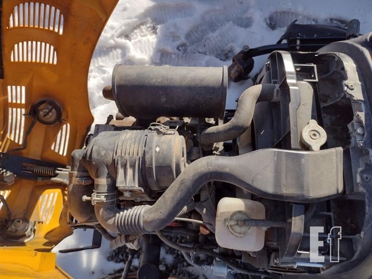 cub-cadet-c2400-tractor-4347-image-20