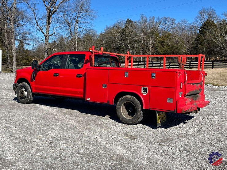 2020-ford-f350-image-3