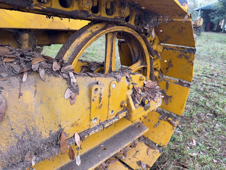 caterpillar-diesel-thirty-five-image-40