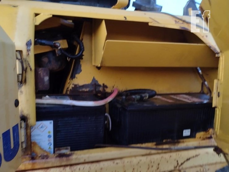 2004-komatsu-d65ex-15-image-43