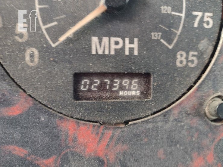 2000-international-9900-image-8