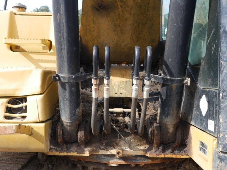 caterpillar-320dl-image-8