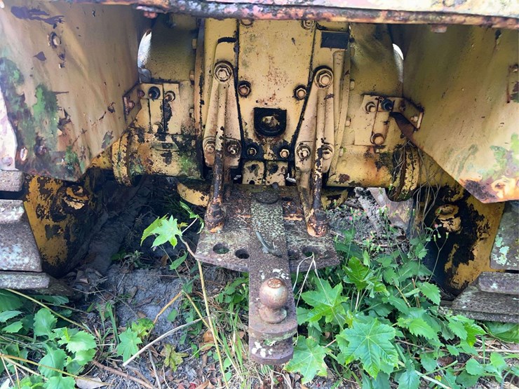 caterpillar-twenty-image-29