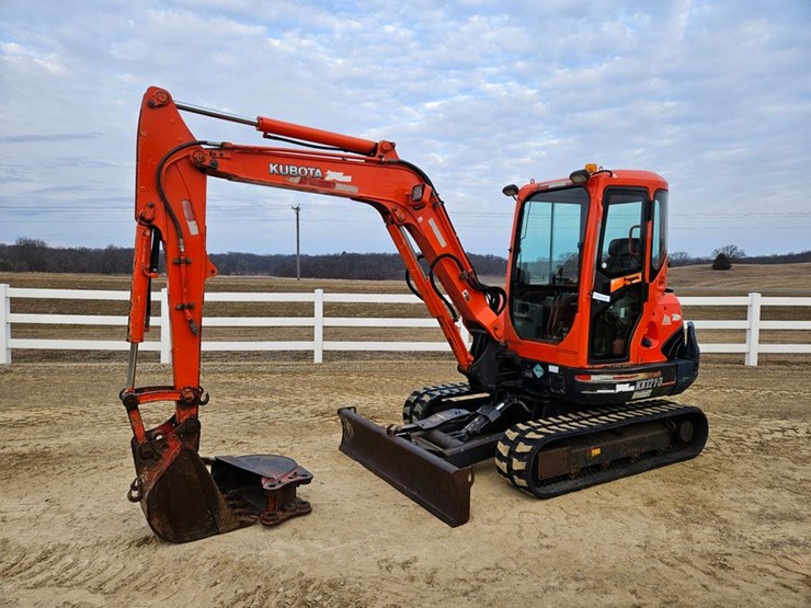 kubota-kx121-3-image-1