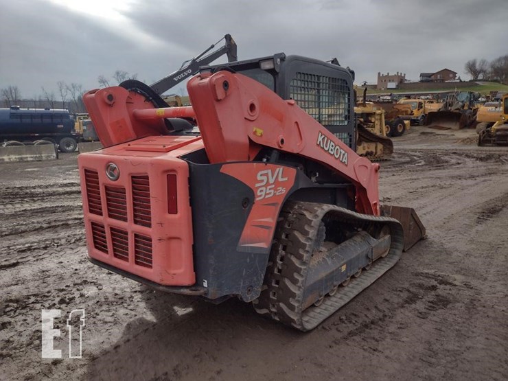 2019-kubota-svl95-2s-image-42