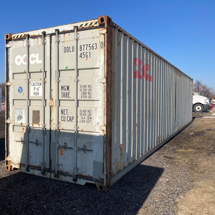 #2042 • 40' Shipping Container